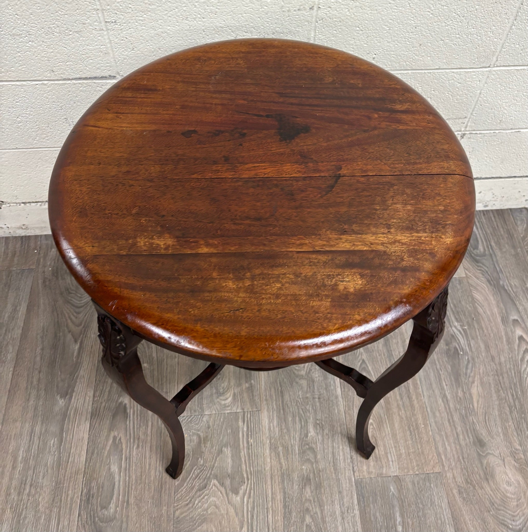 Antique Victorian Walnut Round Parlor Table Lamp Table