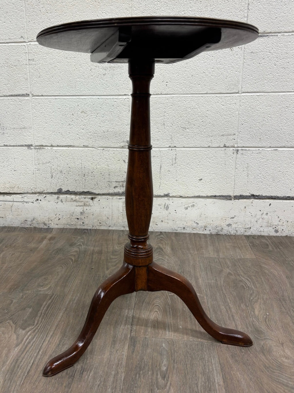 Antique 19th Century Mahogany Tilt Top Tea Occasional Pedestal Tripod Table