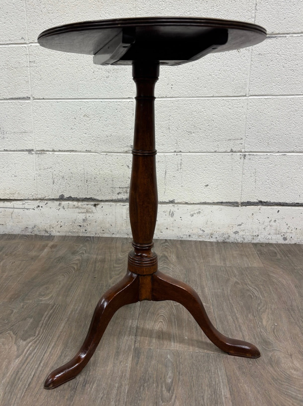 Antique 19th Century Mahogany Tilt Top Tea Occasional Pedestal Tripod Table