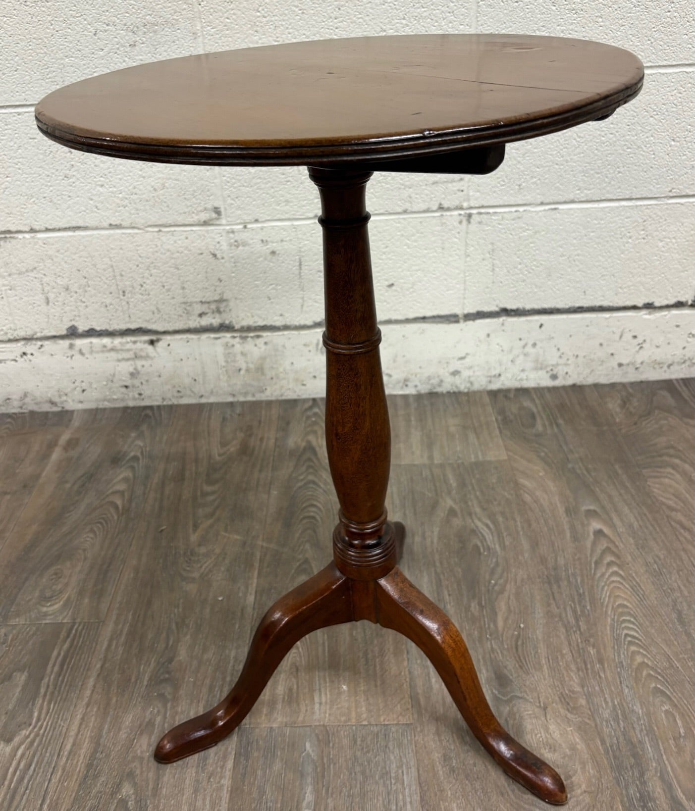 Antique 19th Century Mahogany Tilt Top Tea Occasional Pedestal Tripod Table