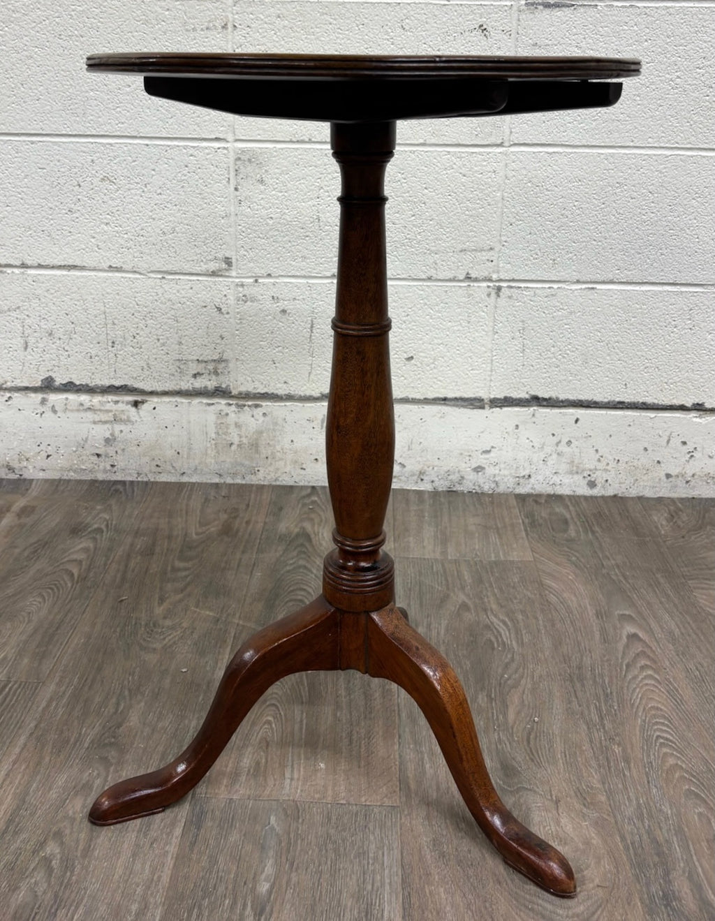Antique 19th Century Mahogany Tilt Top Tea Occasional Pedestal Tripod Table