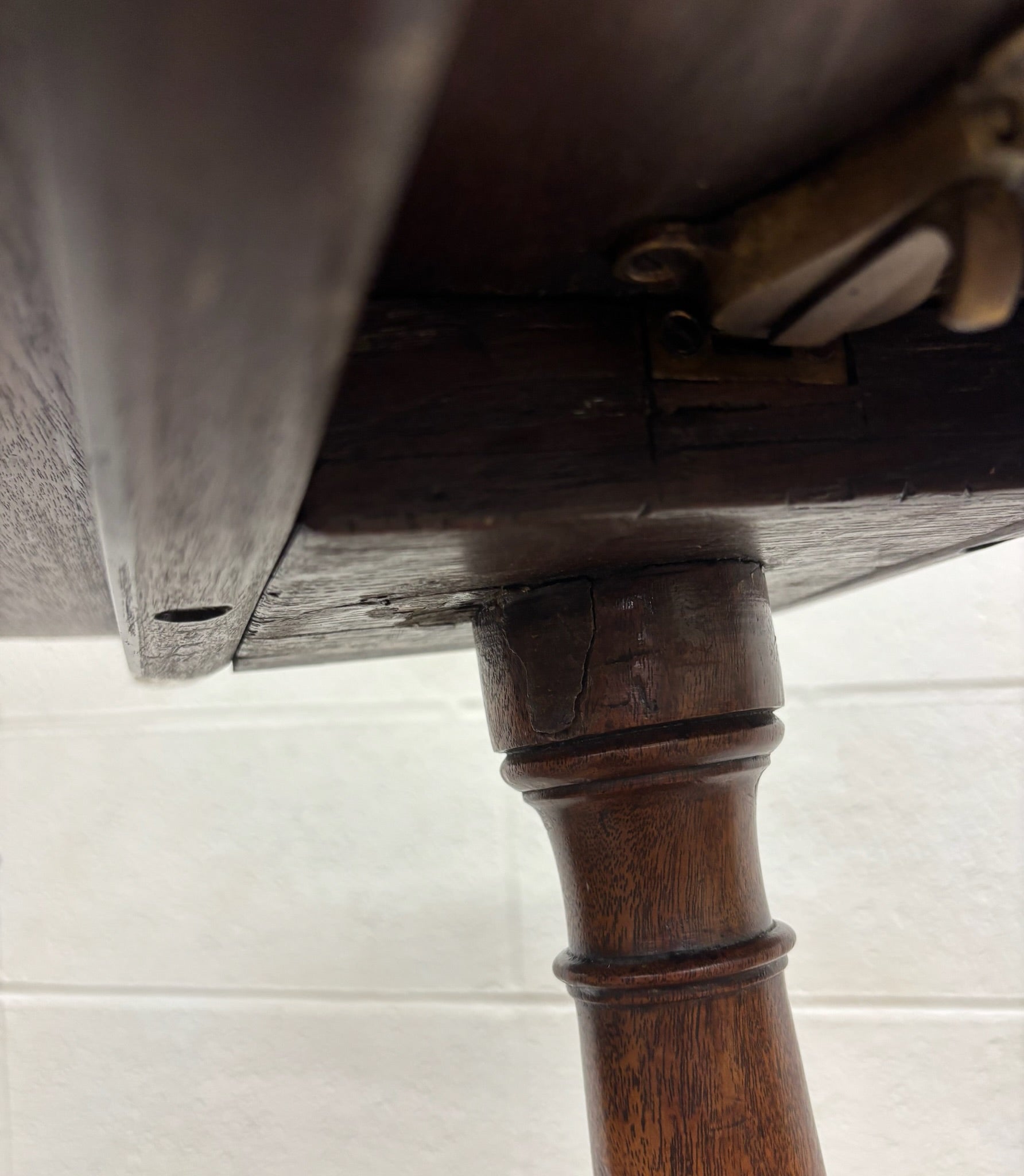 Antique 19th Century Mahogany Tilt Top Tea Occasional Pedestal Tripod Table