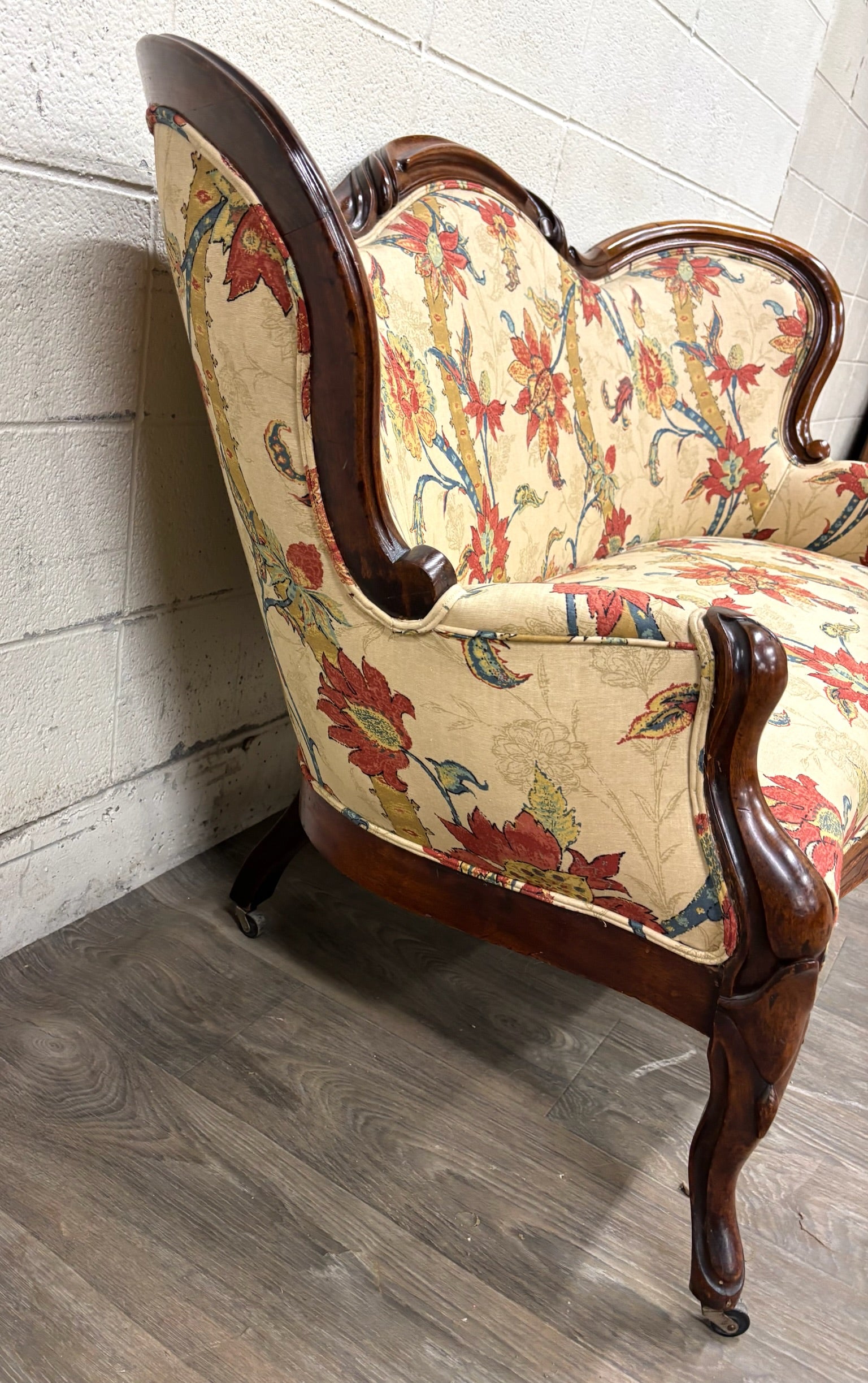 Antique Late 1800s Victorian Carved Walnut Floral Upholstered Parlor Settee