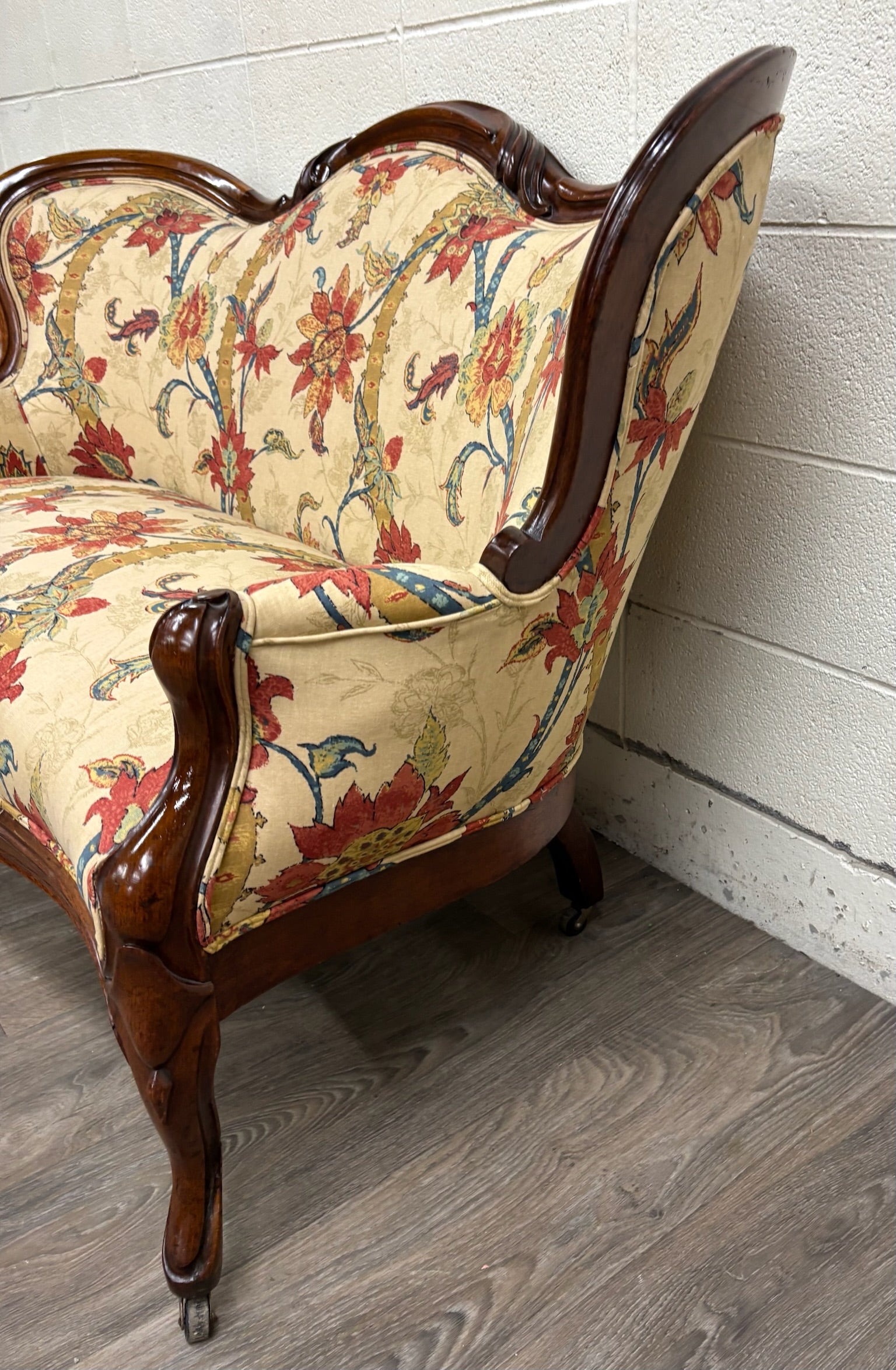 Antique Late 1800s Victorian Carved Walnut Floral Upholstered Parlor Settee