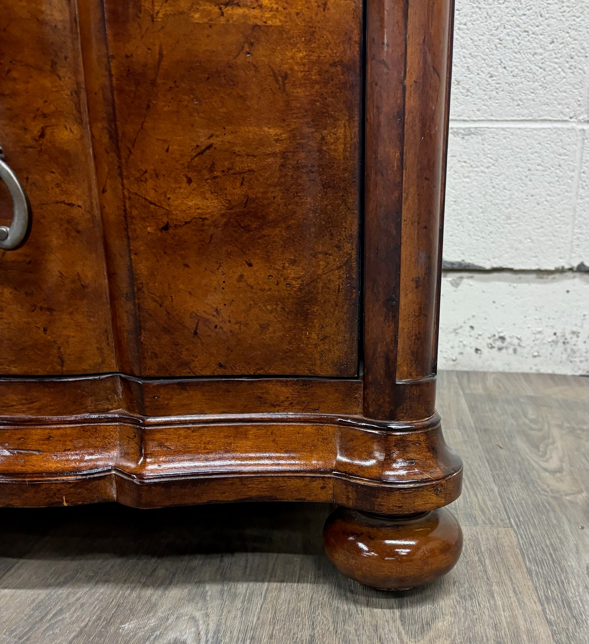 Highland House European Excursions Block Front Master Chest