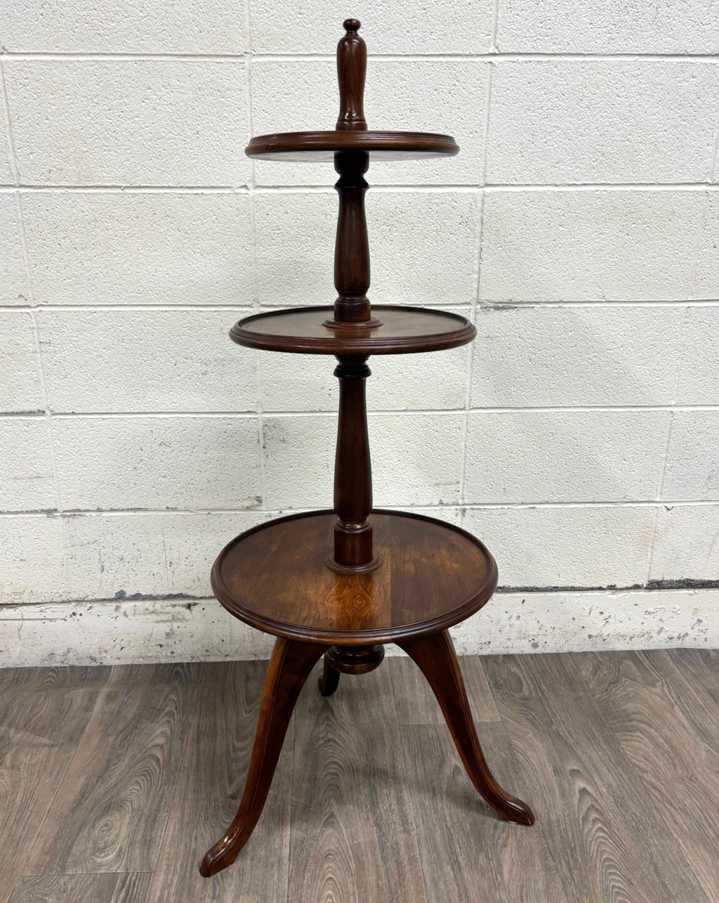 Antique Victorian or George III Walnut Tripod Revolving Display Stand Dumbwaiter