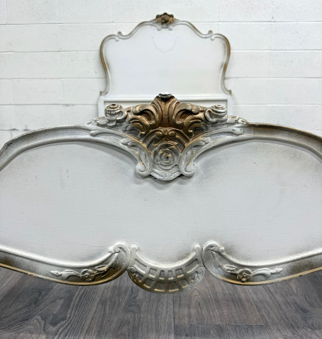 Vintage Twin Size Winnebago Manufacturing Co French Provincial Rococo Style Bed