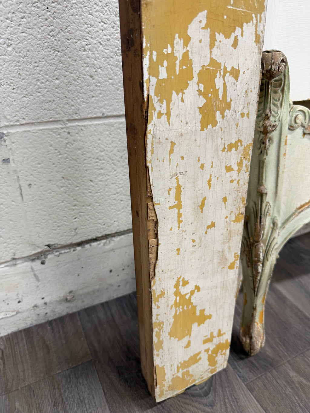 Vintage Twin Size Winnebago Manufacturing Co French Provincial Rococo Style Bed