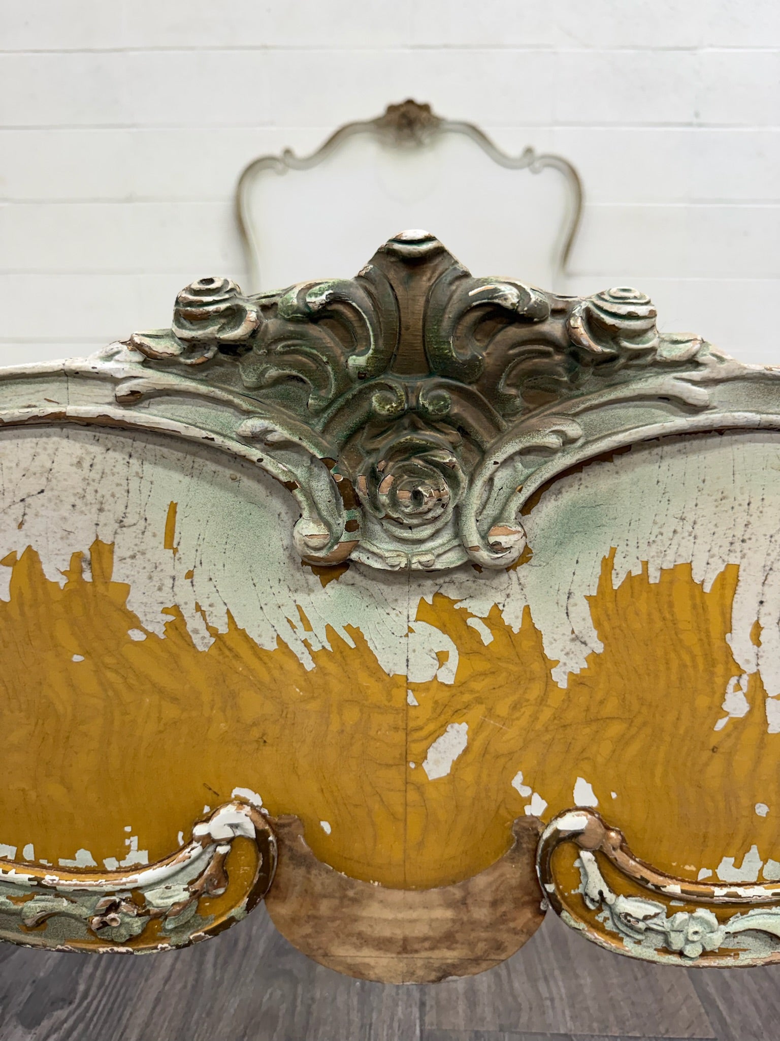 Vintage Twin Size Winnebago Manufacturing Co French Provincial Rococo Style Bed