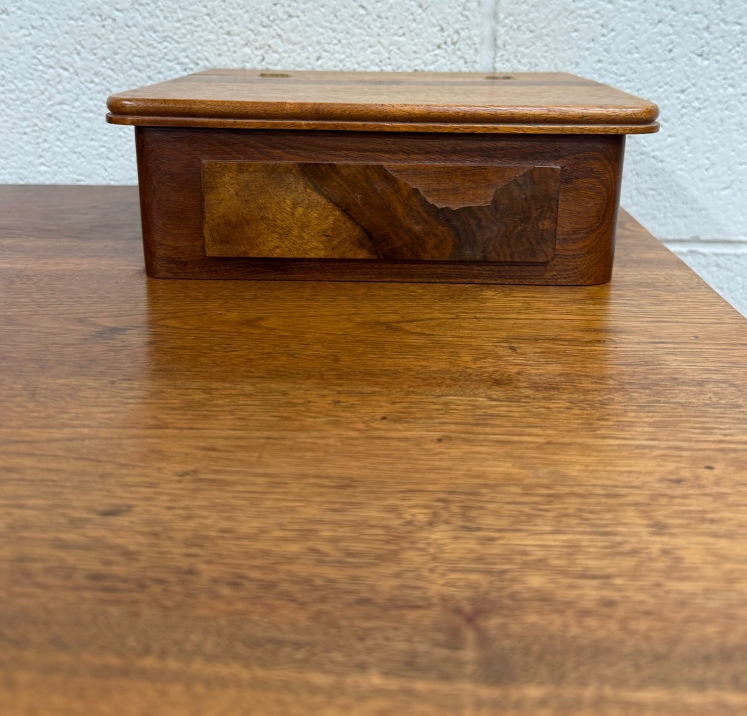Antique Abernathy Furniture Co. 19th Century Victorian Walnut Chest of Drawers