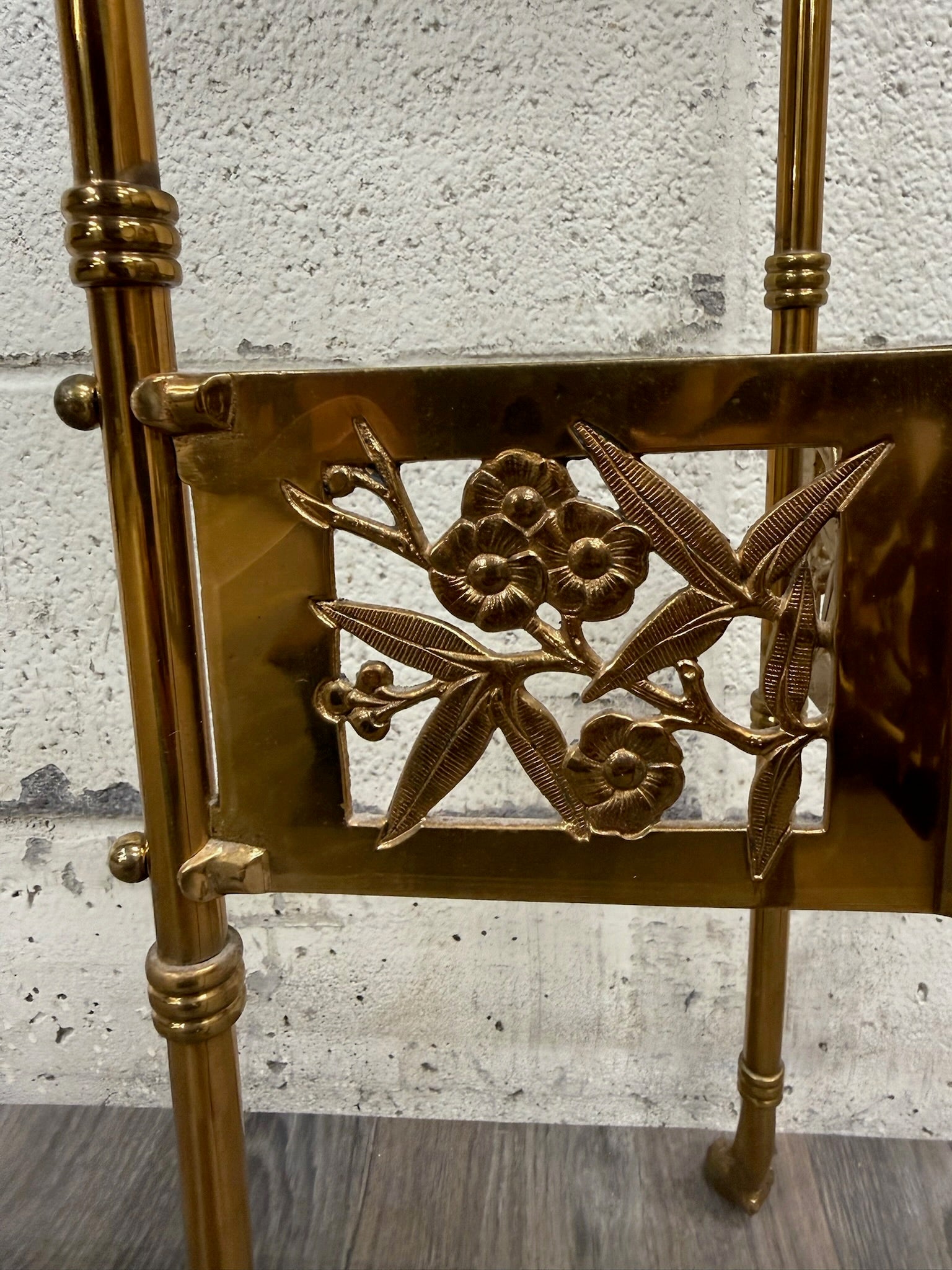 Vintage Hollywood Regency Chinoiserie Style Brass Plant Stand Accent Table