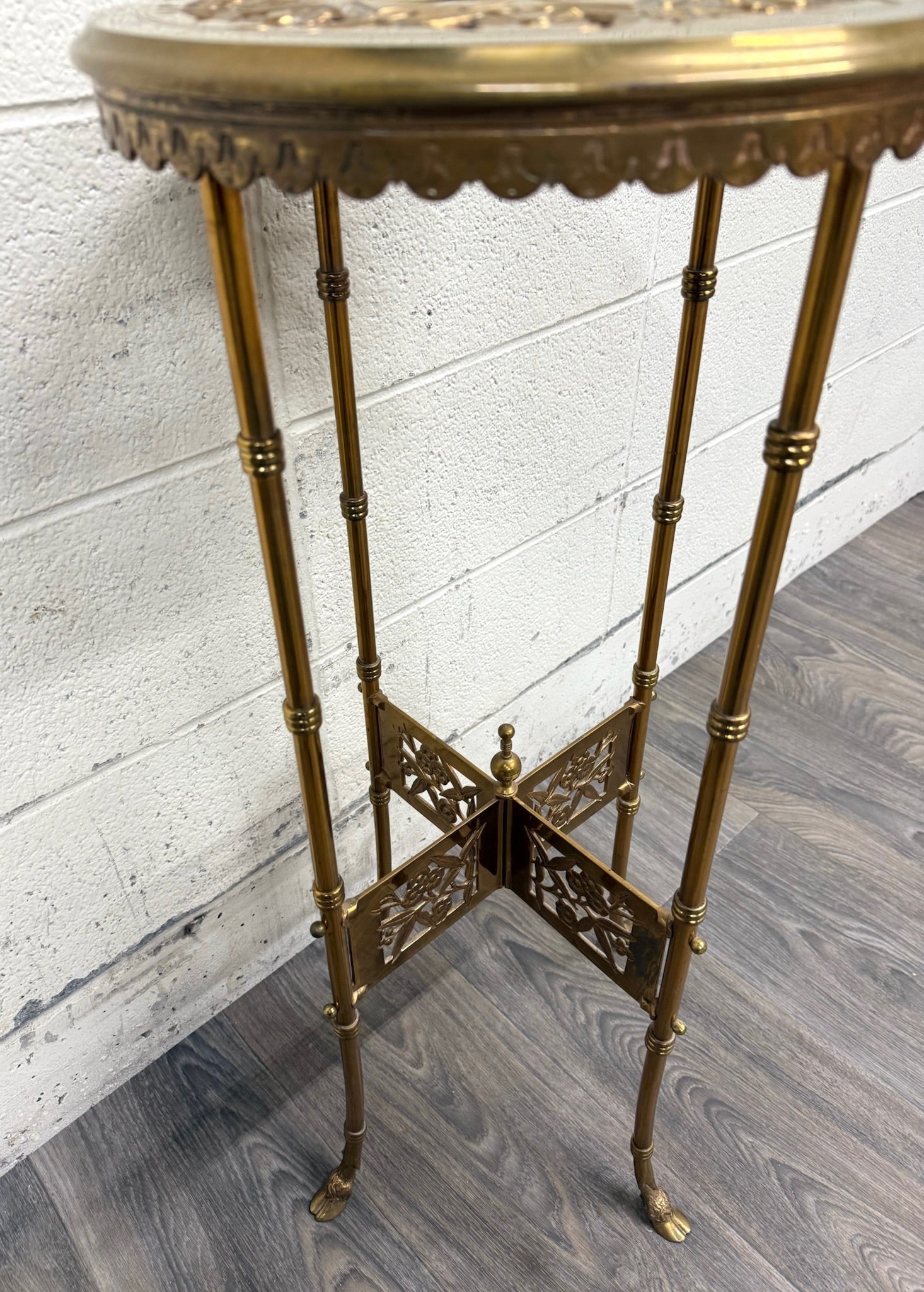 Vintage Hollywood Regency Chinoiserie Style Brass Plant Stand Accent Table