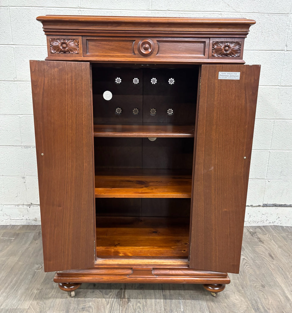 Antique Victor Victrola Orthophonic Floral Carved Walnut Credenza Cabinet