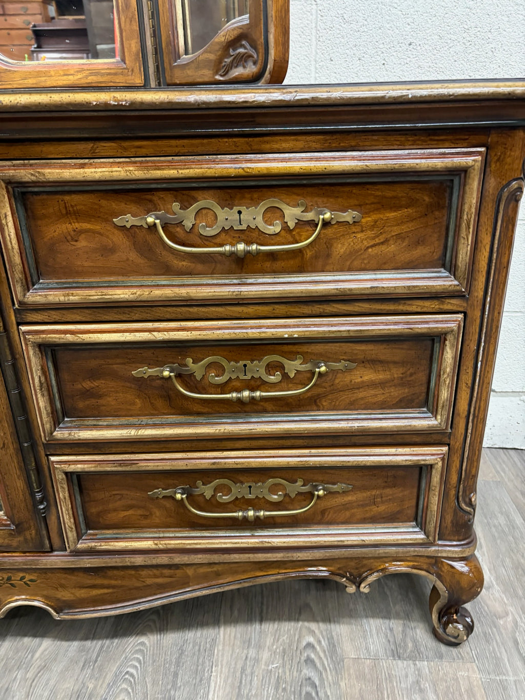 Vintage Drexel Heritage Brittany Collection French Provincial Louis XV Dresser
