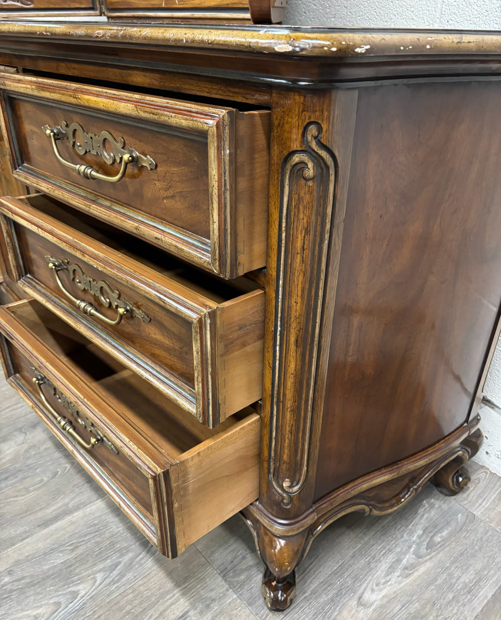 Vintage Drexel Heritage Brittany Collection French Provincial Louis XV Dresser