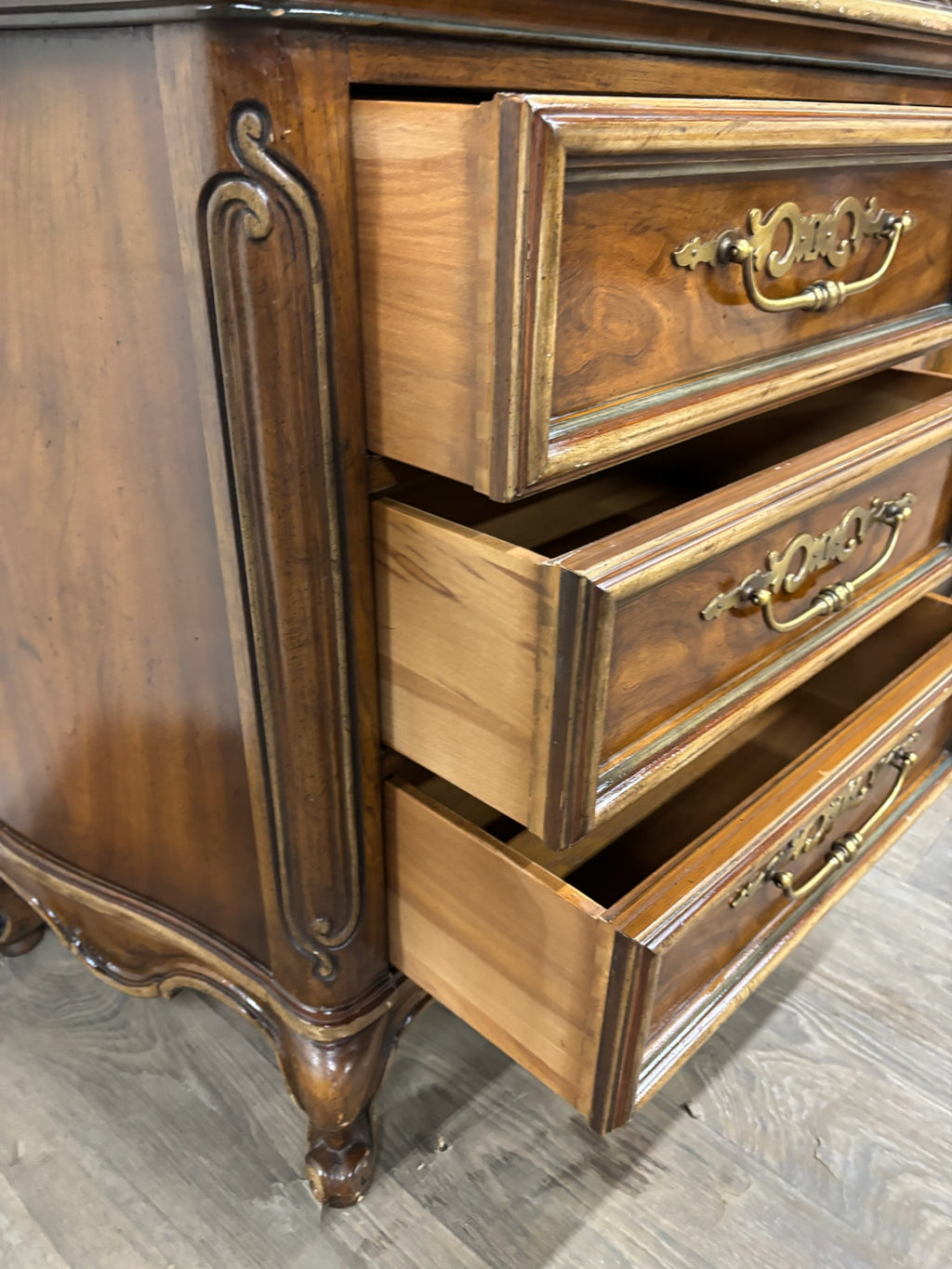 Vintage Drexel Heritage Brittany Collection French Provincial Louis XV Dresser