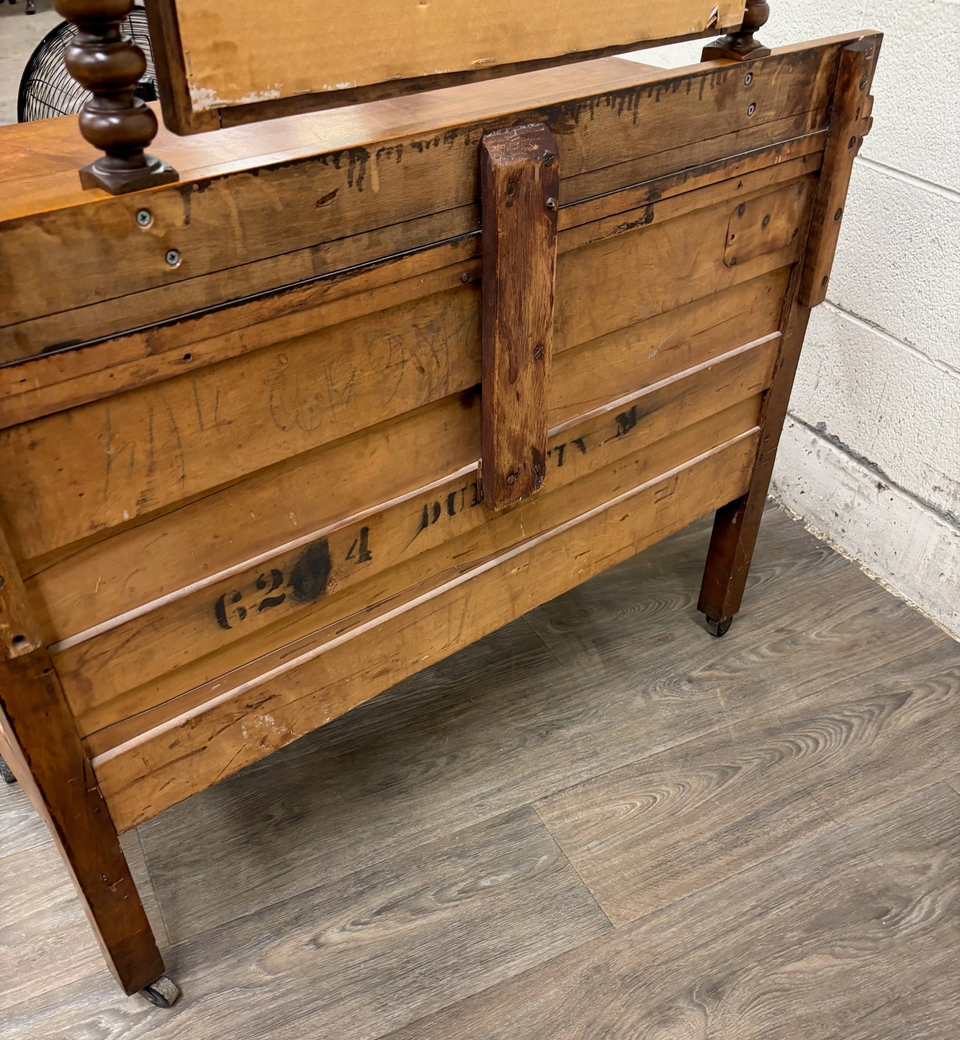 Antique American Victorian Dresser with Tall Removable Swivel Mirror