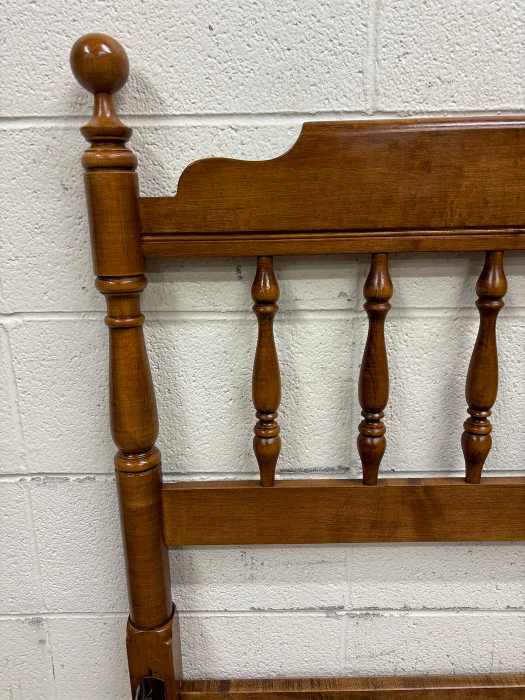 Vintage Full Size Heywood Wakefield Old Colony Maple Bed