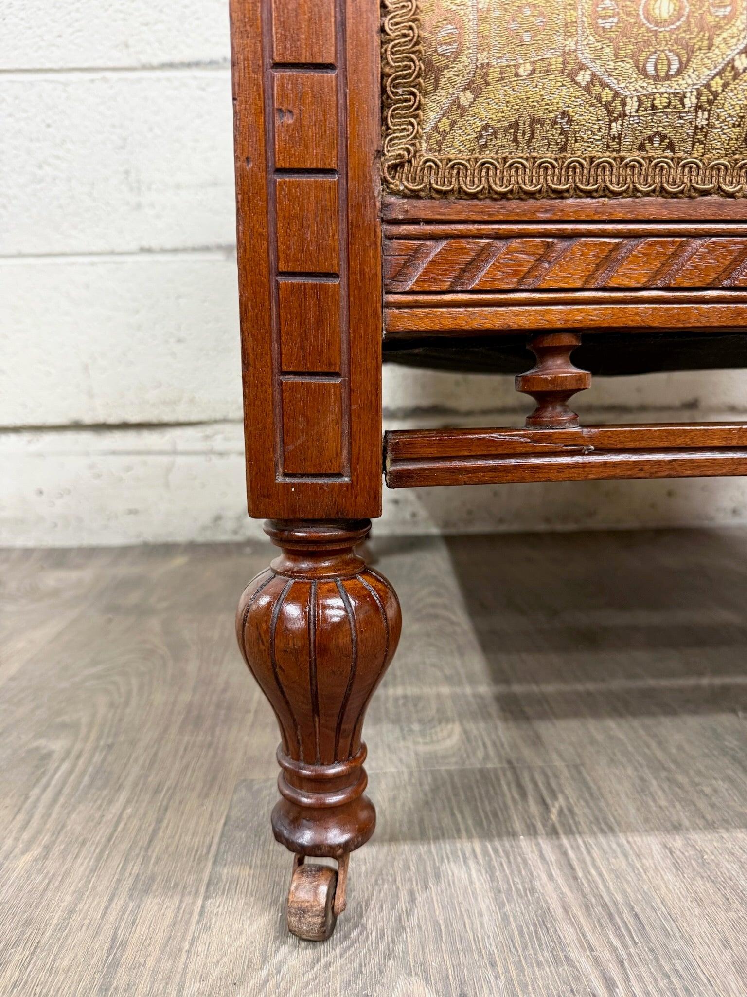 Antique Victorian Eastlake Library Chair Lounge Chair Armchair