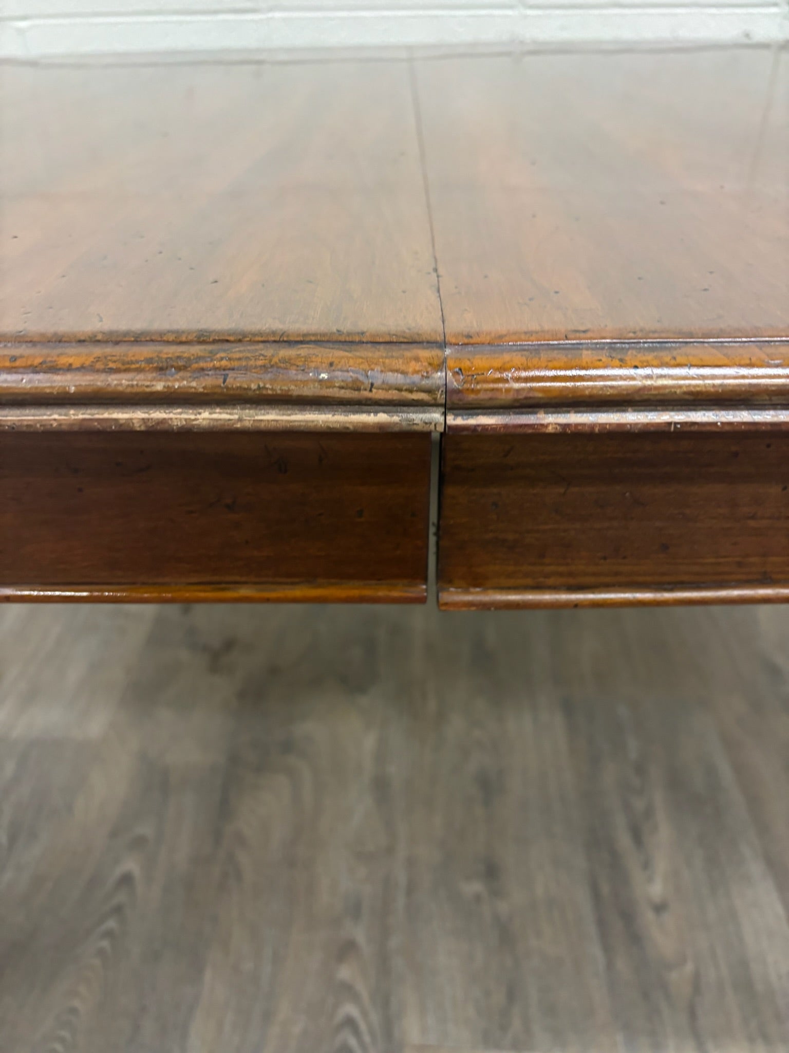 Vintage Queen Anne Style Oval Walnut Dining Table