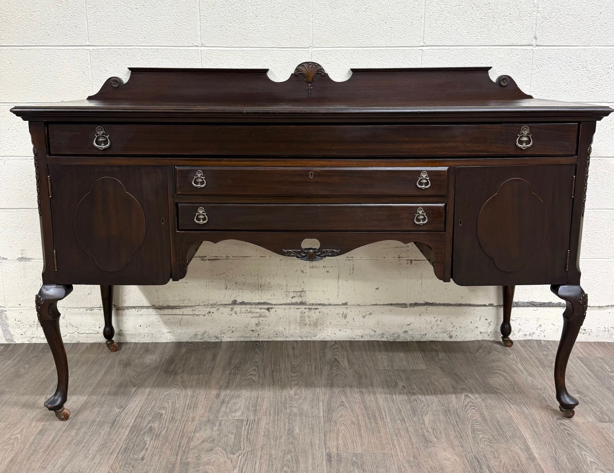 Vintage Georgian Revival Mahogany Sideboard Buffet Console