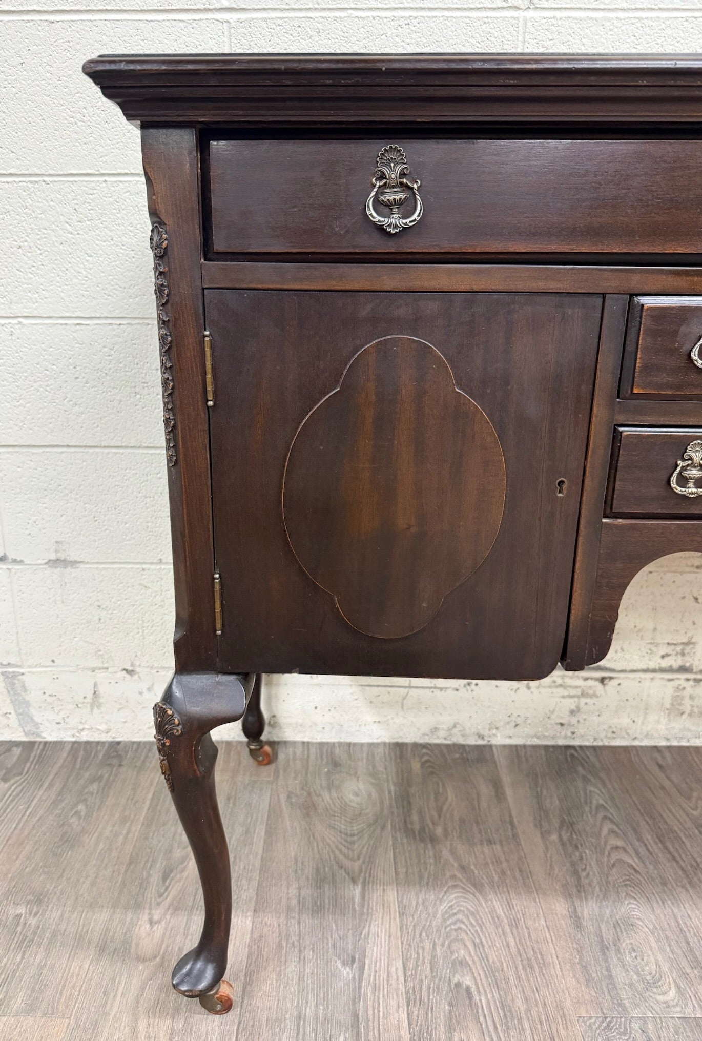 Vintage Georgian Revival Mahogany Sideboard Buffet Console