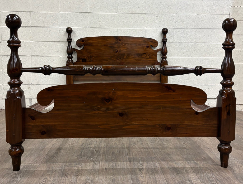 Vintage Full Size Solid Pine Cannonball Poster Bed