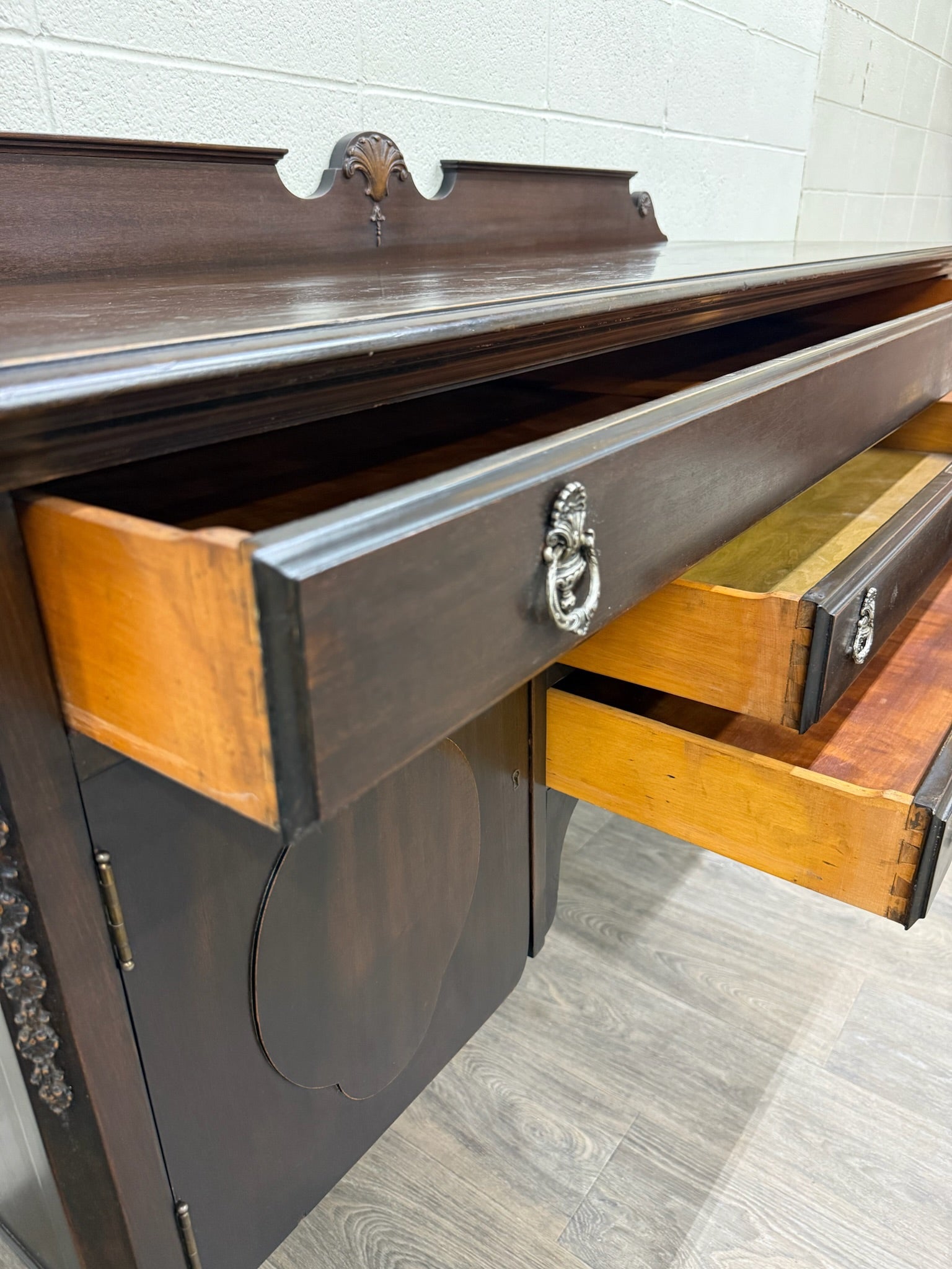 Vintage Georgian Revival Mahogany Sideboard Buffet Console