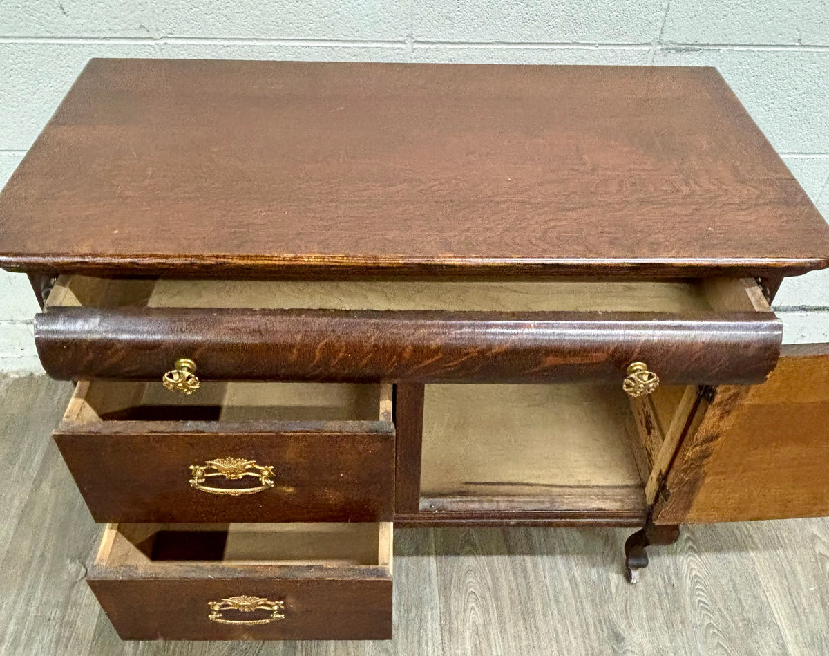 Antique Victorian or Edwardian Quarter Sawn Tiger Oak Sideboard Buffet Console