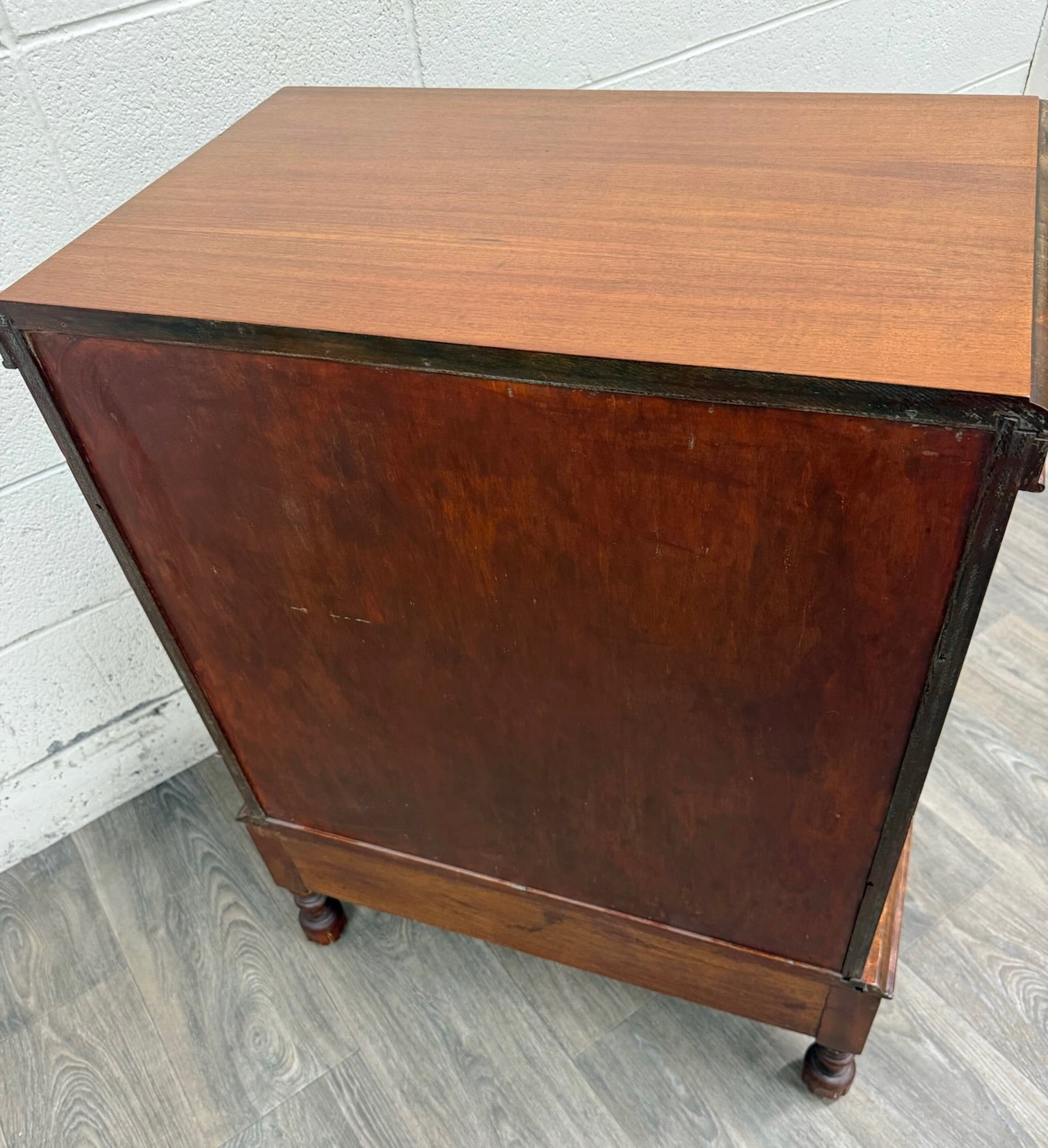 Vintage Georgian Revival Mahogany Cabinet