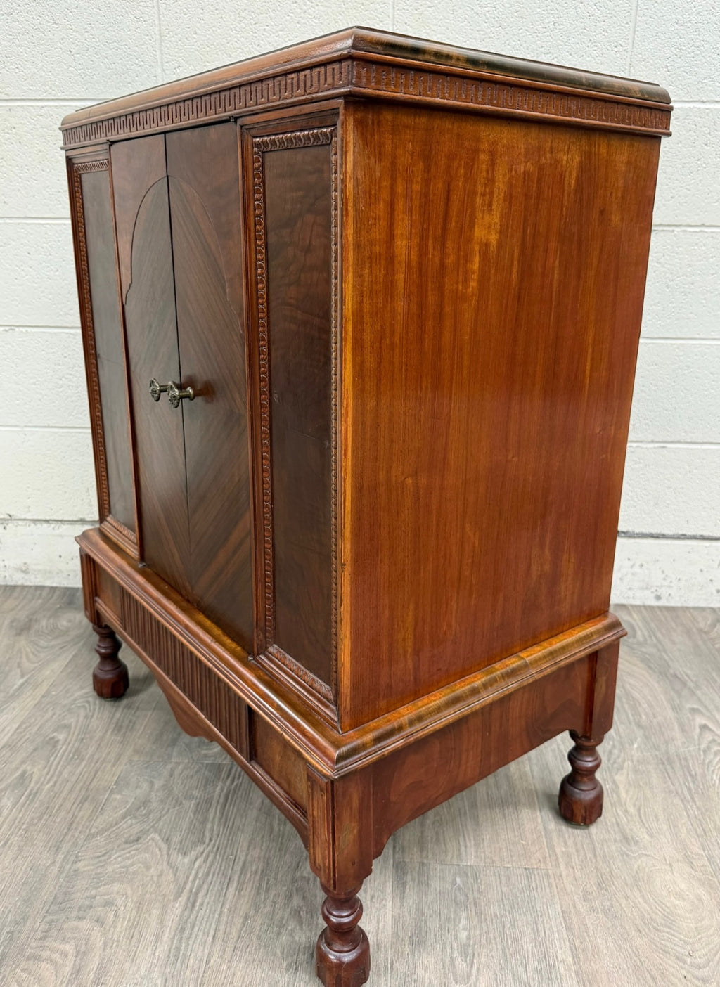 Vintage Georgian Revival Mahogany Cabinet