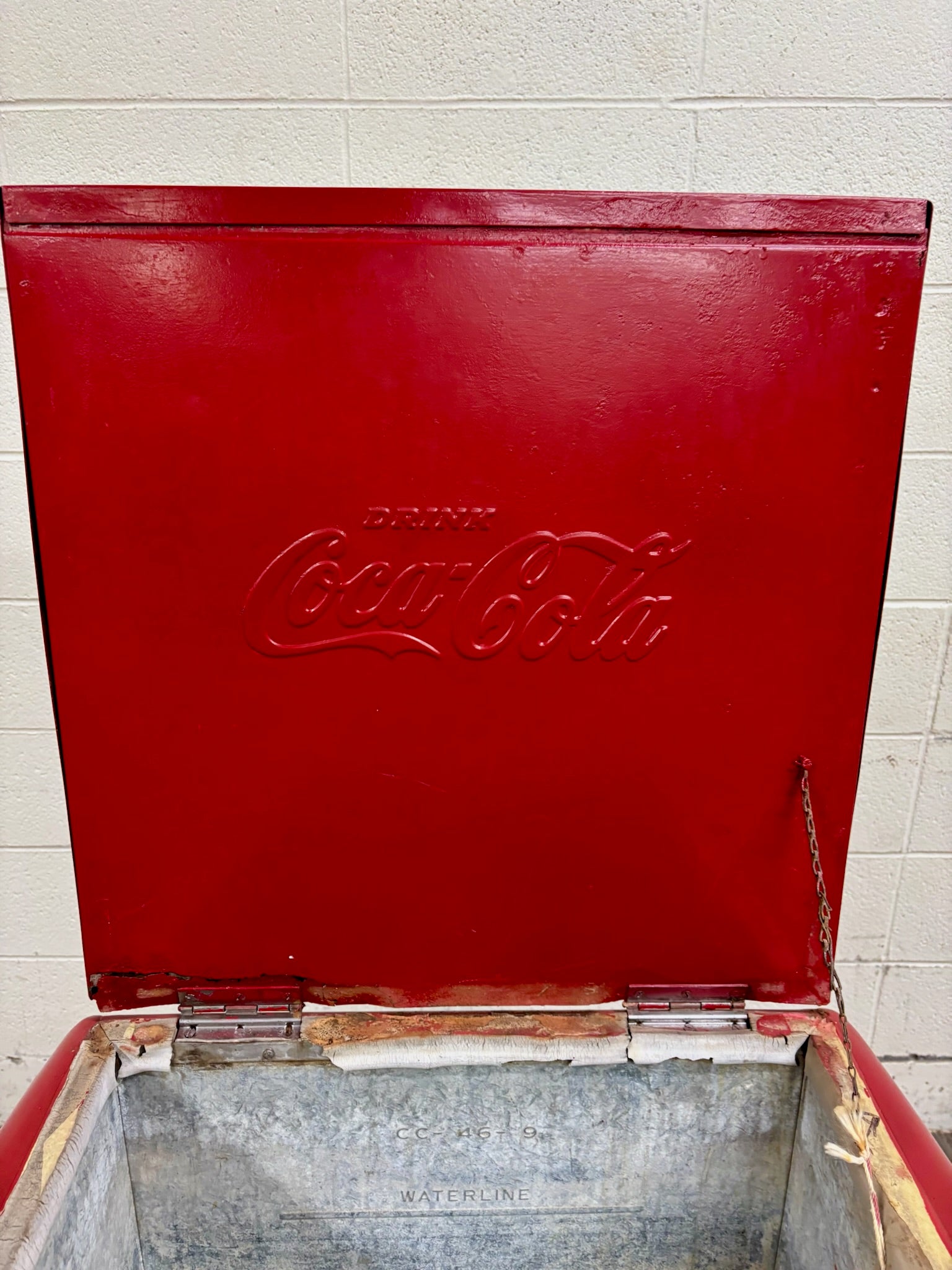 Vintage c. 1940s Westinghouse Coca-Cola Bottle Cooler