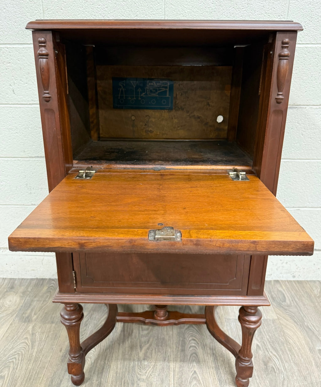 Antique Federal Colonial English Mahogany Lift Top Radio Cabinet Console Stand