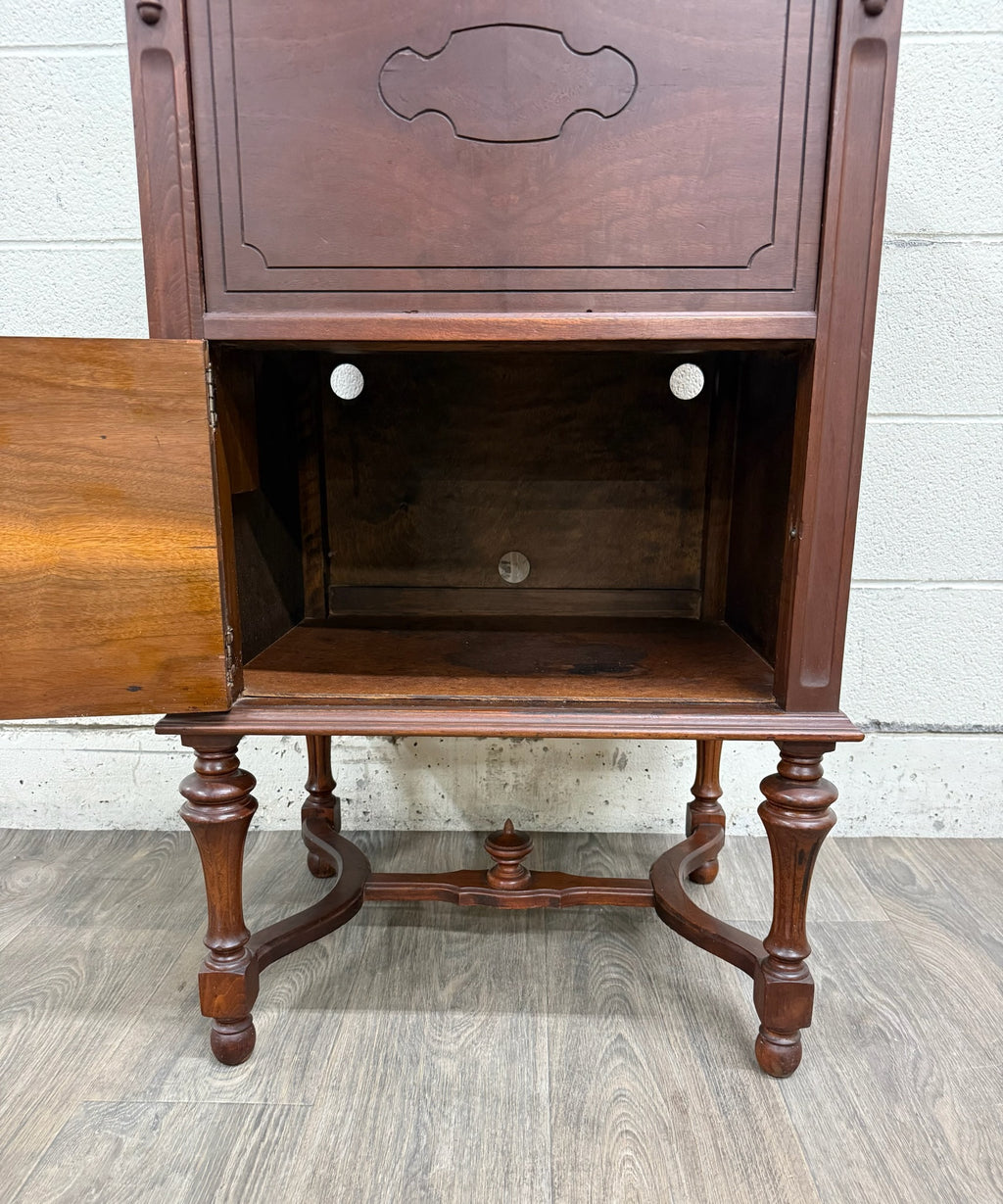 Antique Federal Colonial English Mahogany Lift Top Radio Cabinet Console Stand