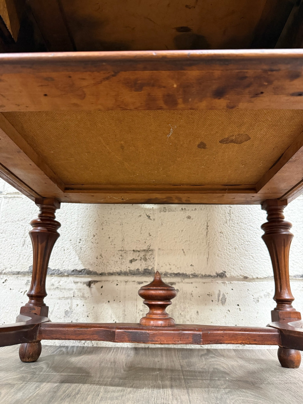 Antique Federal Colonial English Mahogany Lift Top Radio Cabinet Console Stand