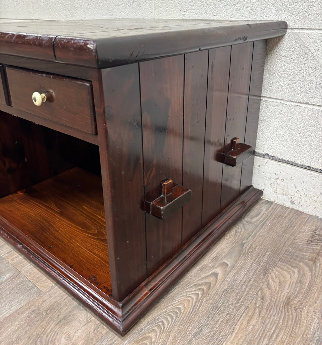 Vintage Ethan Allen Early American Style Solid Pine Dry Sink Bedside Cabinet