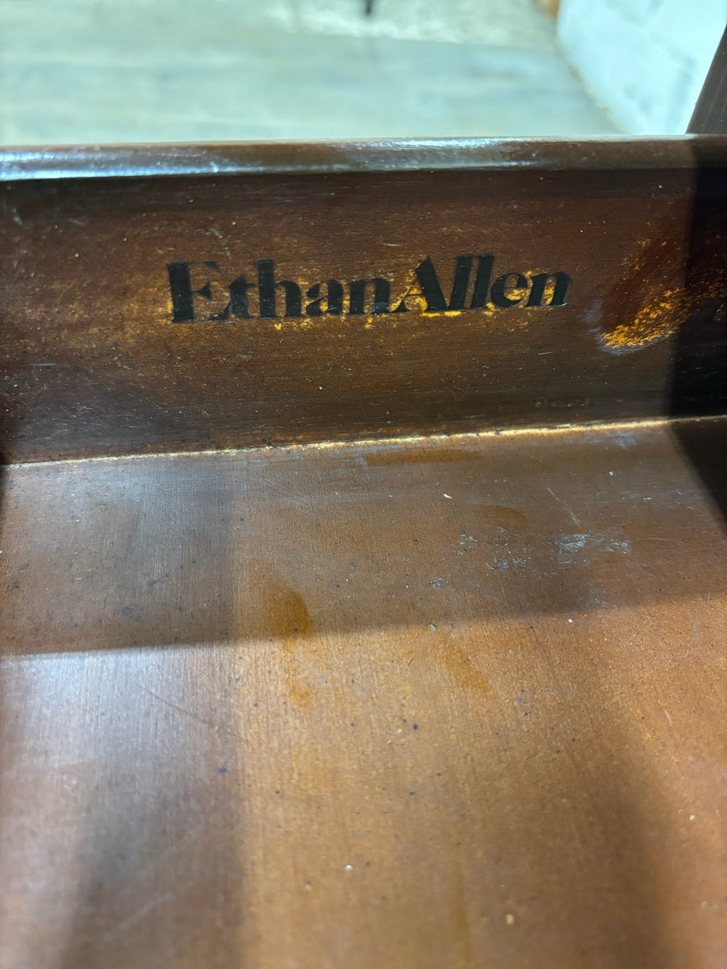 Vintage Ethan Allen Early American Style Solid Pine Dry Sink Bedside Cabinet