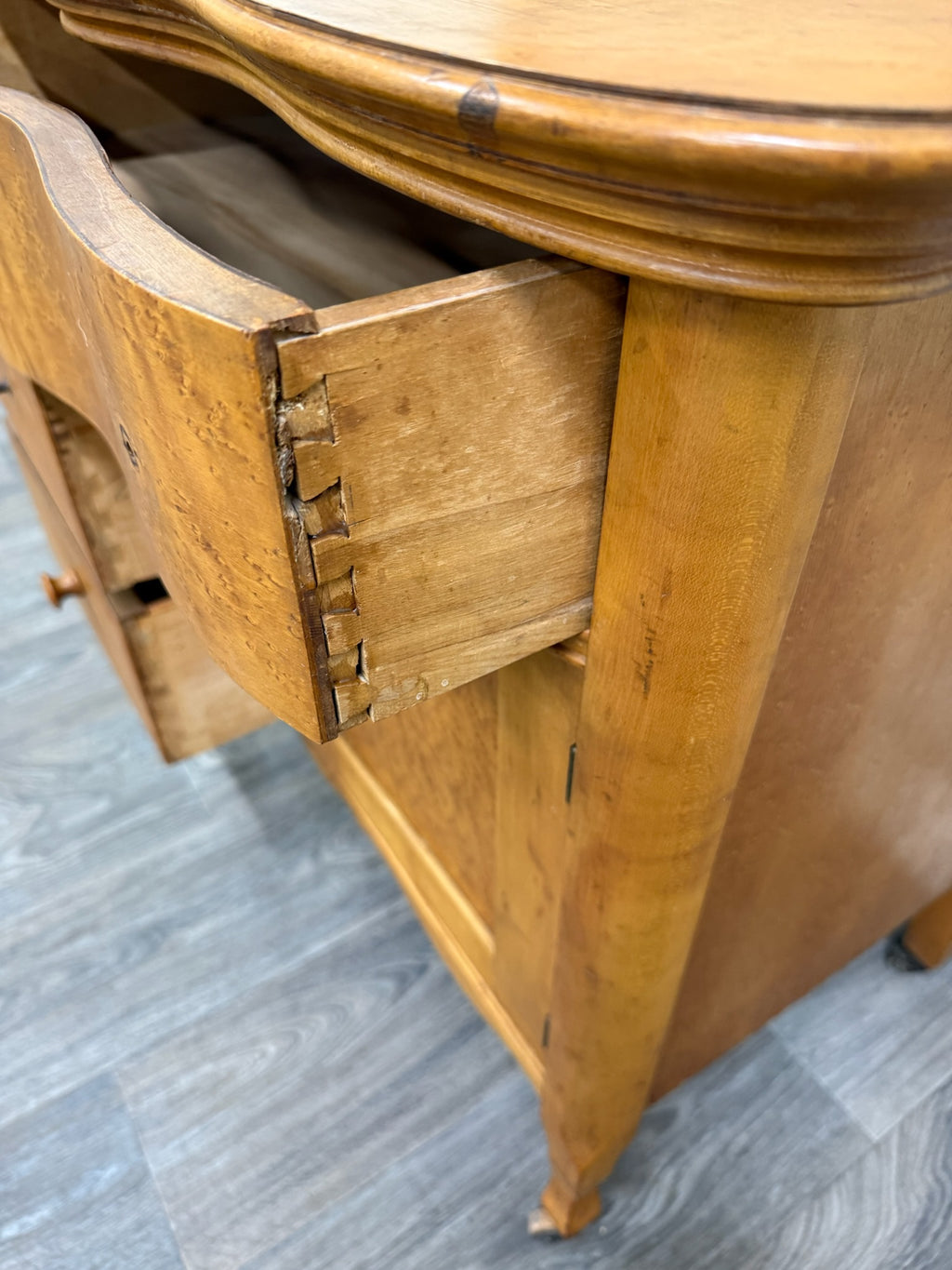 Antique Victorian or Edwardian Birdseye Maple Washstand Cabinet Commode Dry Sink