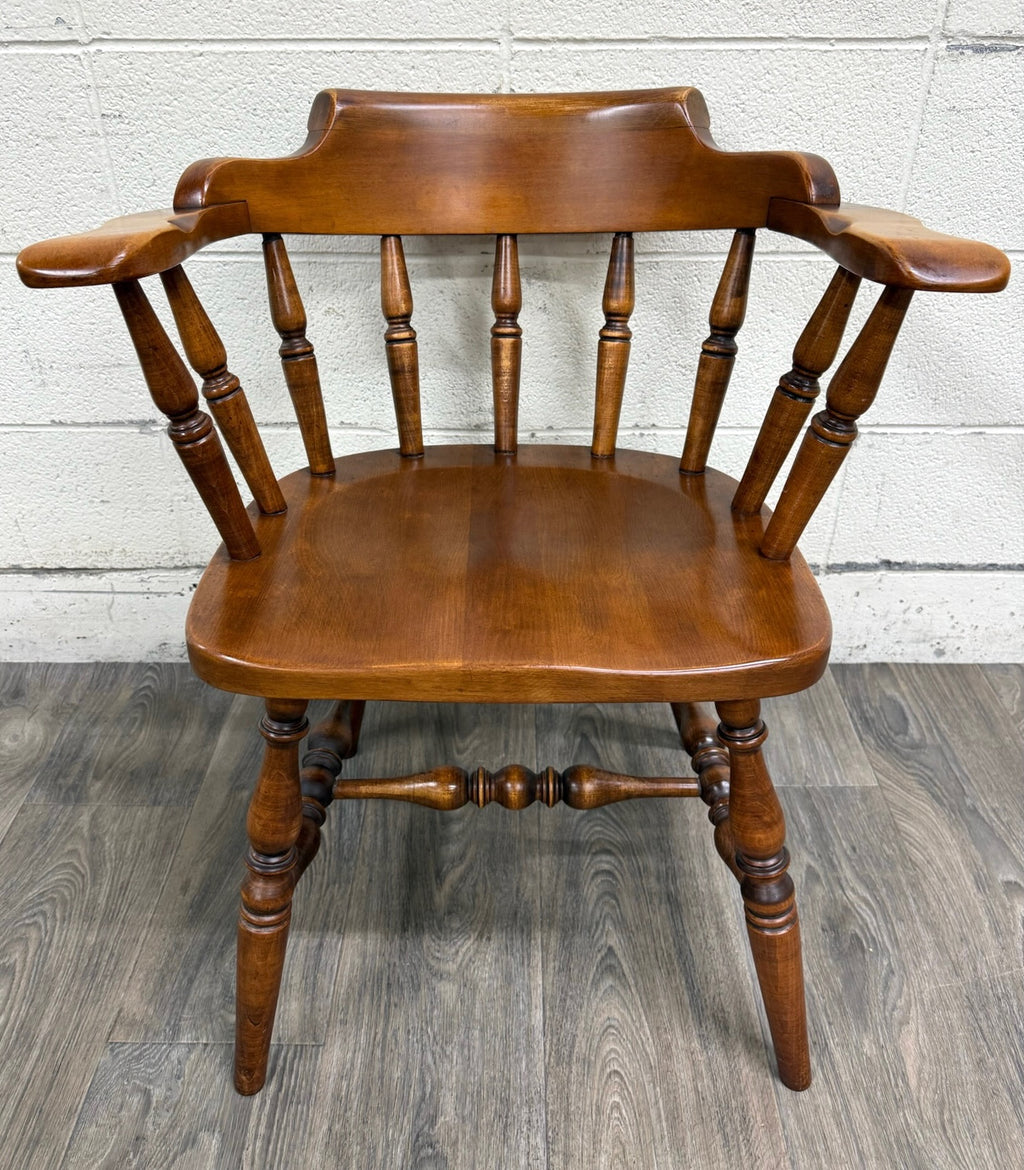 VTG Sprague & Carleton Colonial Revival Solid Maple Barrel Back Captain Chairs