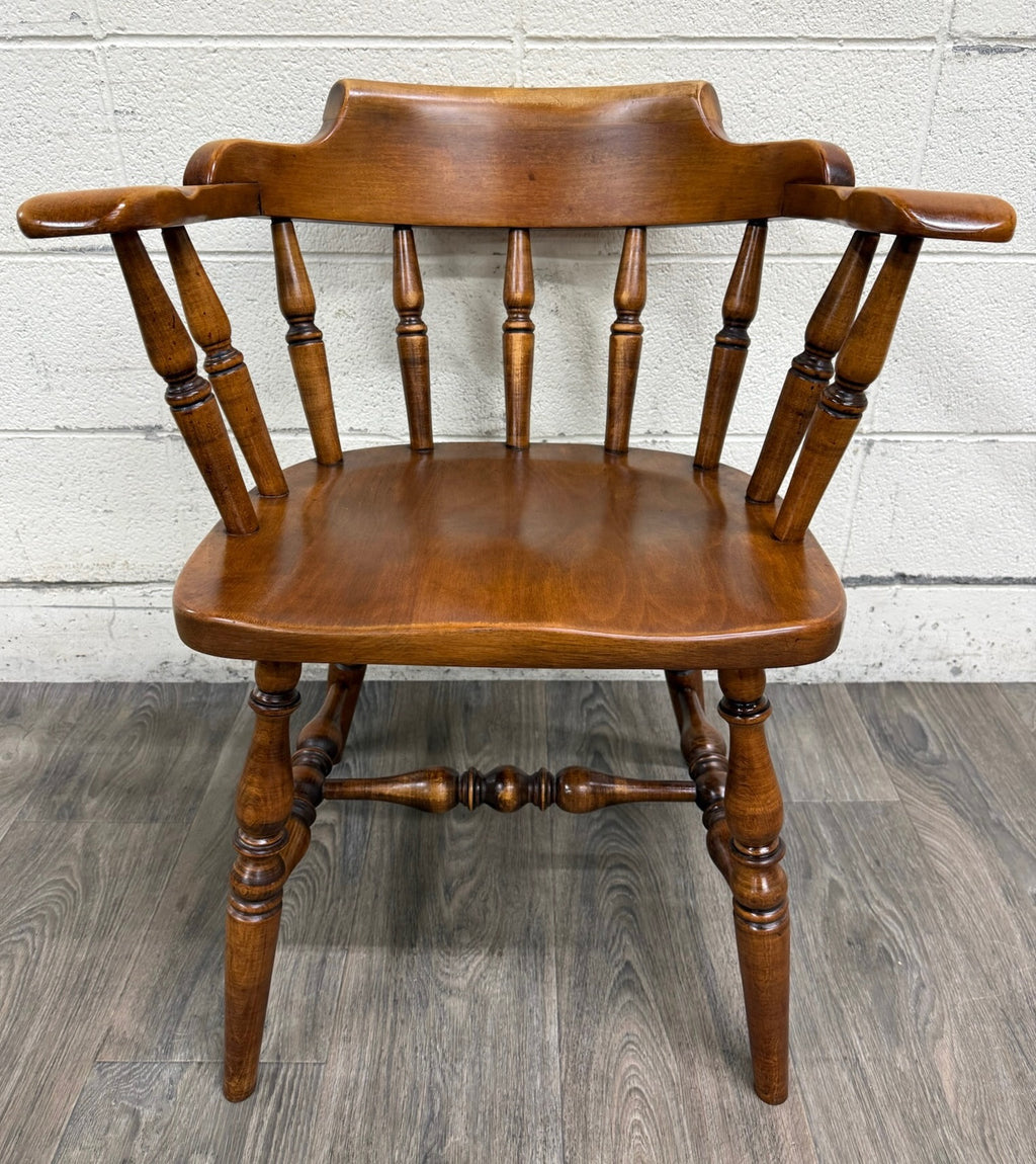 VTG Sprague & Carleton Colonial Revival Solid Maple Barrel Back Captain Chairs