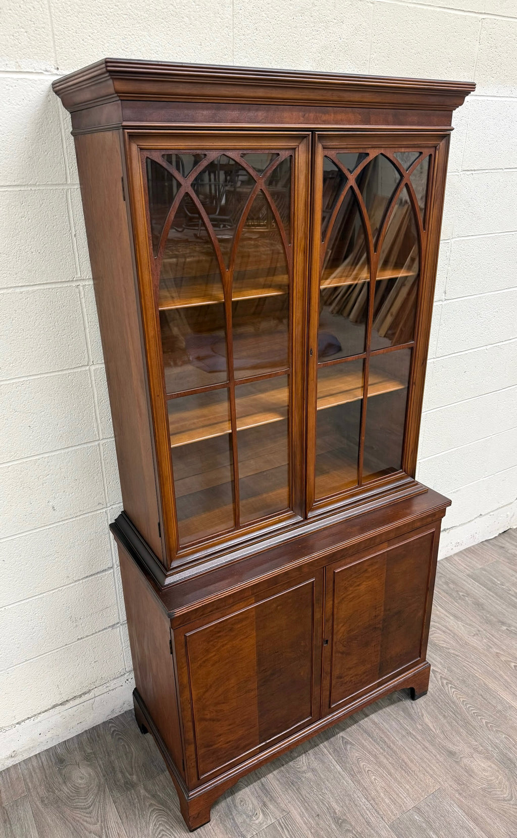 Vintage Georgian Style Mahogany Bookcase Cabinet China Cabinet