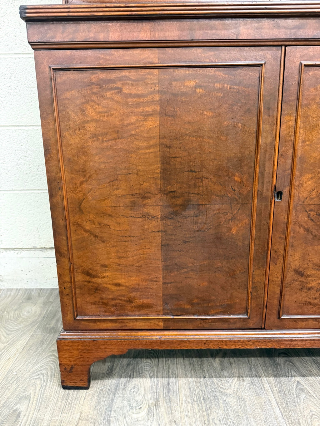 Vintage Georgian Style Mahogany Bookcase Cabinet China Cabinet