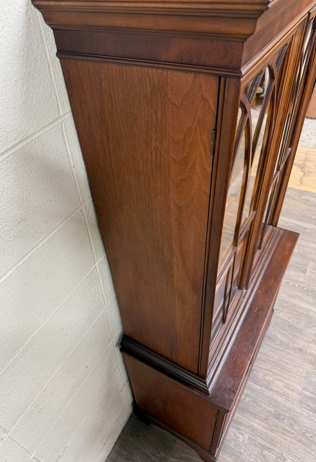 Vintage Georgian Style Mahogany Bookcase Cabinet China Cabinet