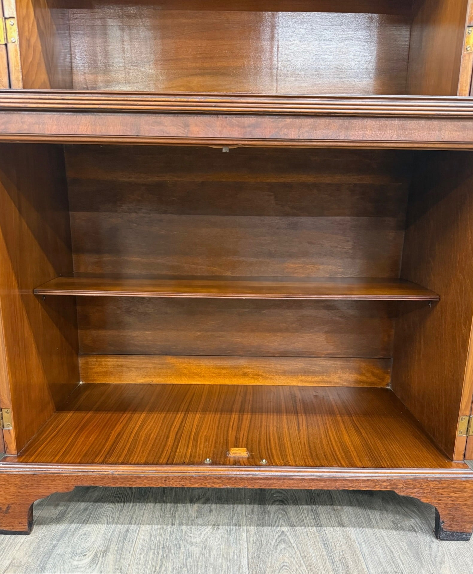 Vintage Georgian Style Mahogany Bookcase Cabinet China Cabinet