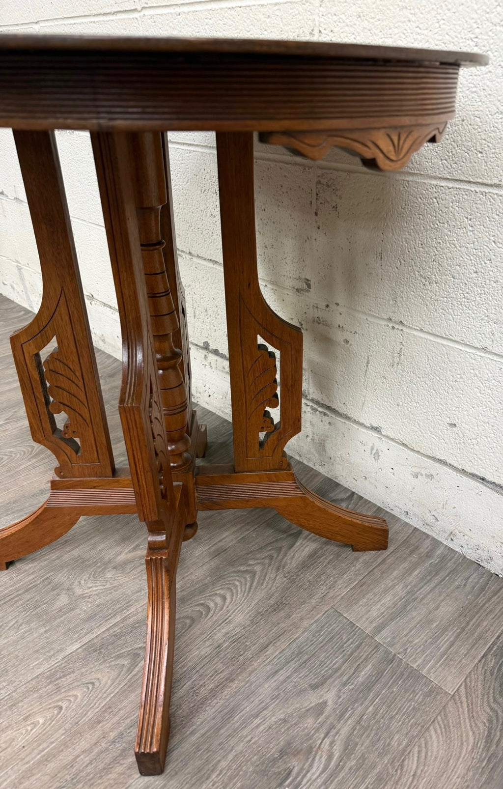 Antique Victorian Eastlake Quarter Sawn Tiger Oak Parlor Table