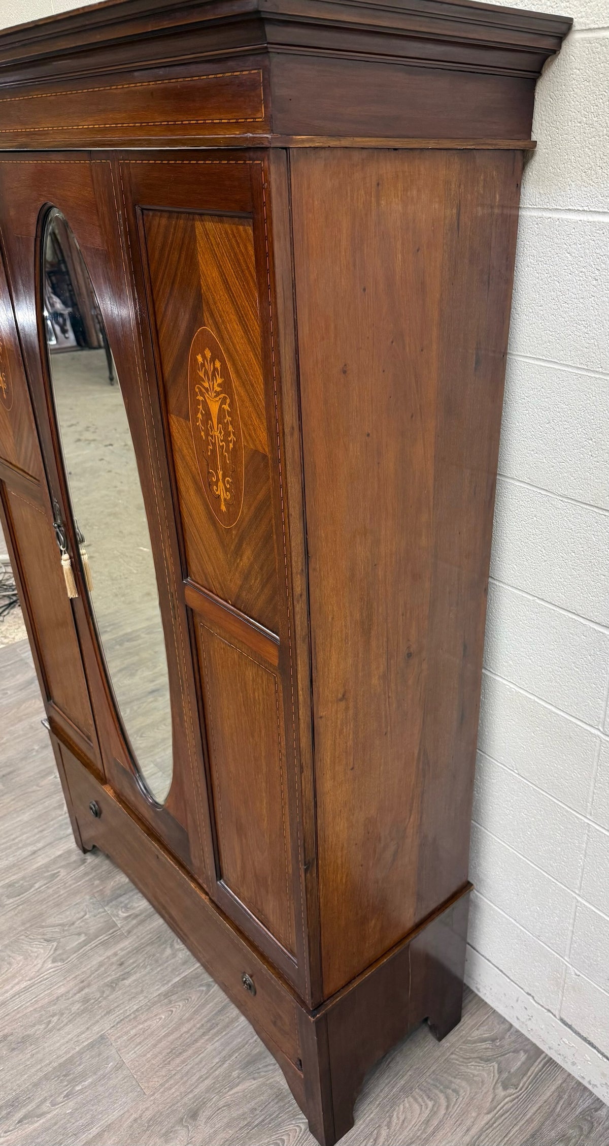 Antique Early 20th Century Edwardian Mahogany Wardrobe with Oval Mirror Door