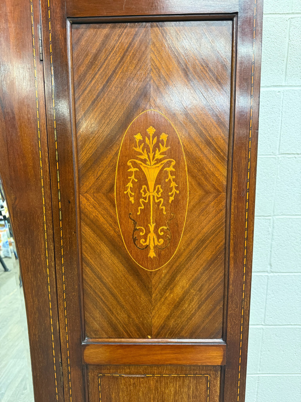 Antique Early 20th Century Edwardian Mahogany Wardrobe with Oval Mirror Door