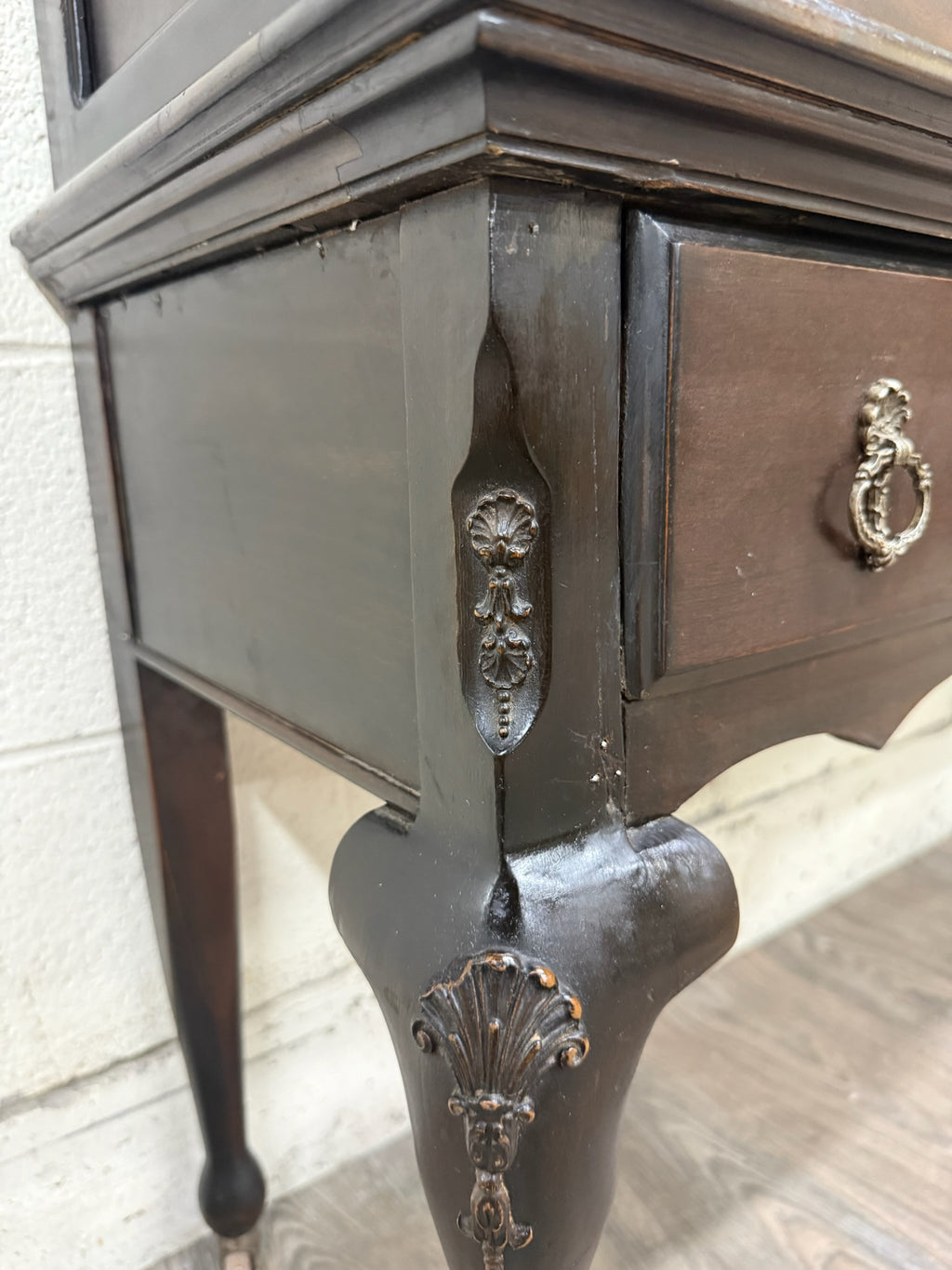 Vintage Queen Anne Style Mahogany China Cabinet Display Cabinet Curio Bookshelf