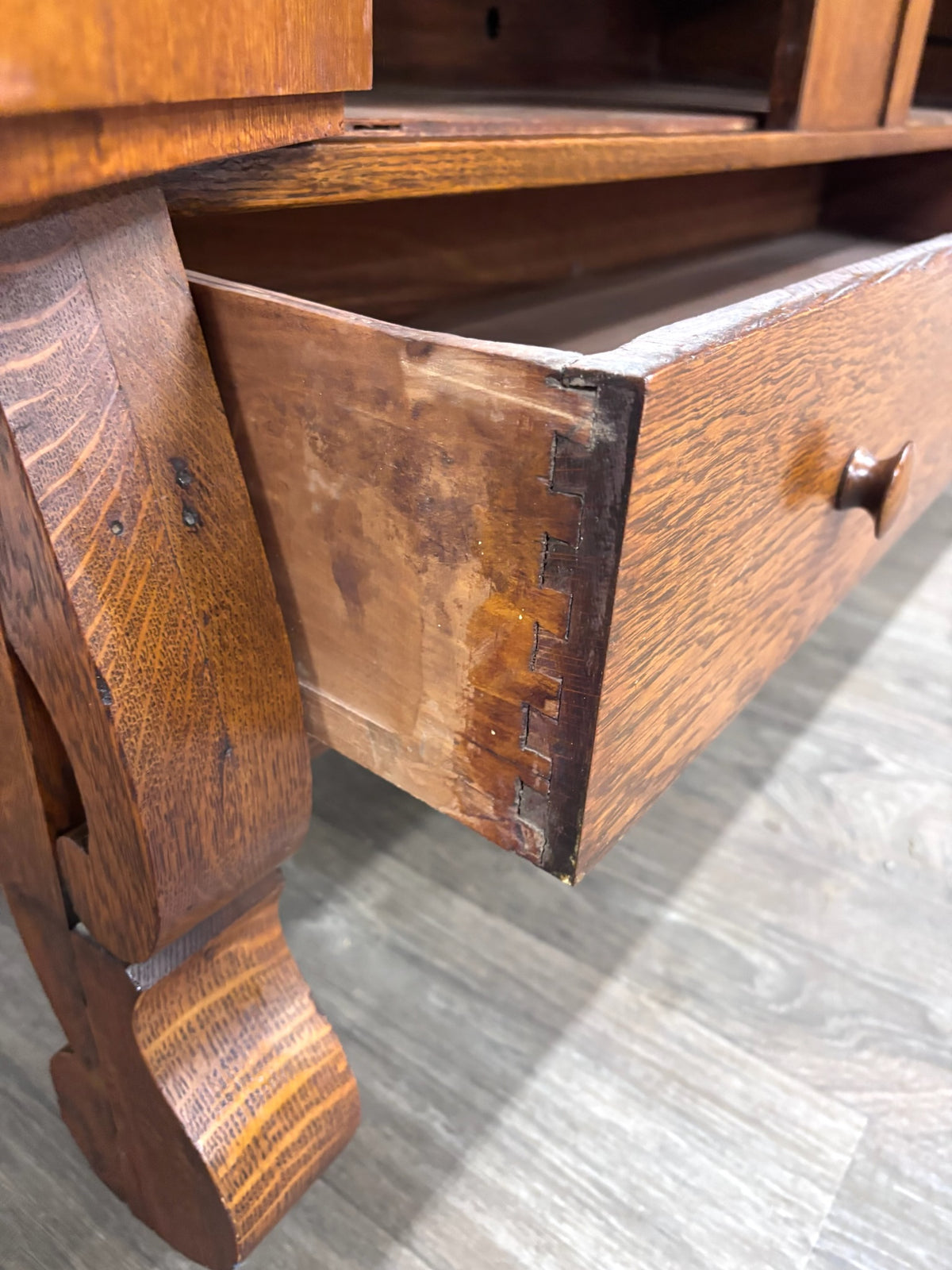 Antique Stout Furniture Co Tiger Oak Server Sideboard Buffet with Mirror