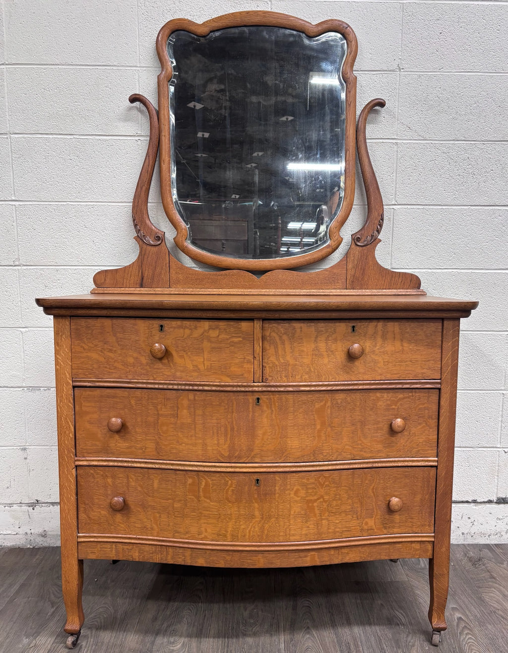 Antique Victorian Quarter Sawn Tiger Oak Serpentine Dresser with Mirror